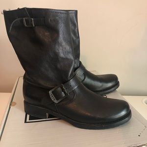 Frye Veronica Short Boot